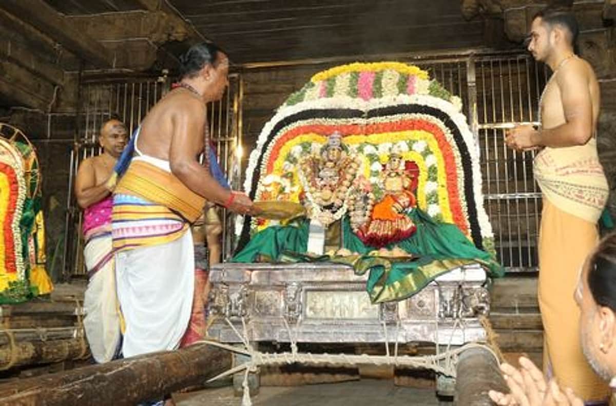 திருவையாறு ஐயாறப்பா் கோயிலில் சித்திரைப் பெருவிழா தொடக்கம்