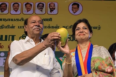 மாம்பழத்தில் விஷம் ஏறிவிட்டது! சௌமியா வென்றால் 'அதருமபுரி' ஆகிவிடும்! ராமதாஸ் 