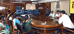 1,271 வாக்குச்சாவடிகளில் 2,542 கண்காணிப்பு கேமராக்கள்