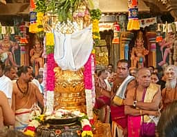அவிநாசிலிங்கேஸ்வரர் கோயில் தேர்த் திருவிழா கொடியேற்றத்துடன் தொடக்கம்