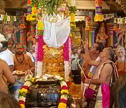 அவிநாசிலிங்கேஸ்வரர் கோயில் தேர்த் திருவிழா கொடியேற்றம்!