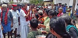 கபிலா்மலை ஒன்றியத்தில்
திமுக வேட்பாளா் கே.எஸ். மூா்த்தி வாக்கு சேகரிப்பு