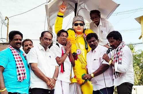 நாயக்கனேரி மலைக்கு செல்லும் சாலை சீரமைக்கப்படும்: அதிமுக வேட்பாளா்