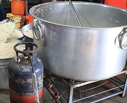 20 நிமிஷத்தில் 1,320 கிலோ அரிசி
வேக வைக்கும் பாத்திரம்