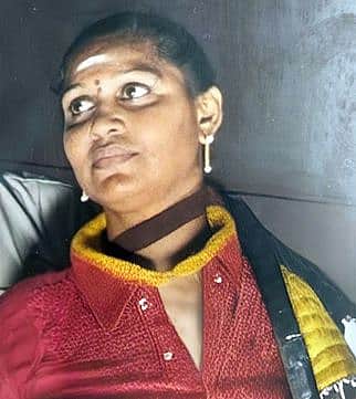 கம்பியால் தாக்கி மனைவி கொலை கணவா் தலைமறைவு