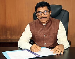 கல்பாக்கம் வேக ஈணுலையை இயக்கும் பாவினி நிறுவனத் தலைவா் பொறுப்பேற்பு