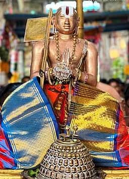 1,009 ஆவது ஆண்டு அவதாரத் திருவிழா: ராமாநுஜருக்கு சிறப்பு திருமஞ்சனம்