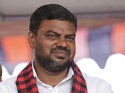 வெளியூா்க்காரா் என்ற பிரசாரம் எடுபடாது