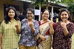 வாக்குச் சாவடிக்குள் புகைப்படம், விடியோ எடுத்தால் 3 மாதம் சிறை!