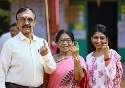 தமிழகத்தில் 85% வாக்குப் பதிவு வரலாறு காணாத சாதனை