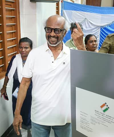 ஜனநாயகக் கடமையாற்றிய திரை பிரபலங்கள்!