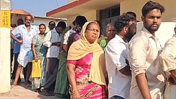 தமிழ்நாட்டில் வாக்குப்பதிவு முடிந்தது!