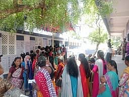 நான்குனேரி தொகுதியில் விறுவிறுப்பான வாக்குப்பதிவு