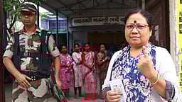 மேற்கு வங்கம்: மாலை 6 மணி வரை 91.74% வாக்குகள் பதிவு!