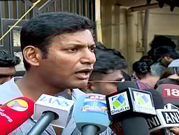 அண்ணா நகர் செழிப்பாக இல்லை: வாக்களித்த பிறகு விஷால் கருத்து