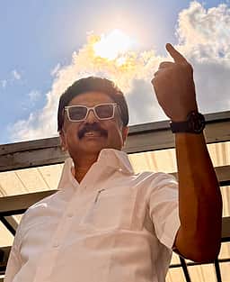 தேர்தல் நாள்.. வாக்களித்த தலைவர்கள்!