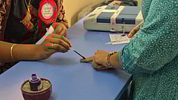 தமிழக தேர்தல்: காலை 9 மணி வரை 17.69% வாக்குகள் பதிவு!