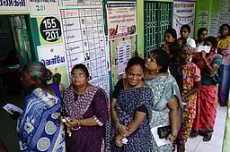 வாக்குச்சாவடியாகும் பள்ளிகளை சுத்தம் செய்வது யார் பொறுப்பு?