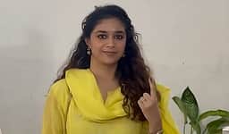 மஞ்சள் சுடிதாரில் கீர்த்தி சுரேஷ் வாக்களித்தார்!