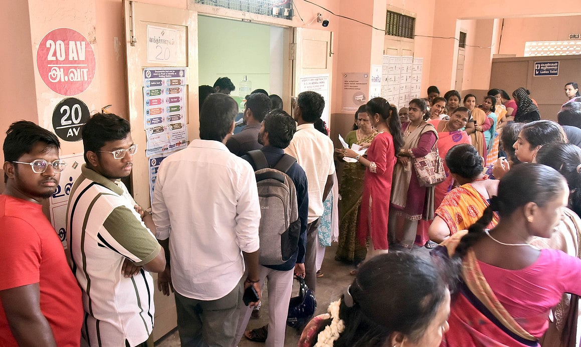 தாம்பரம், பல்லாவரம் தொகுதிகளில் கூடுதல் வாக்குப் பதிவு