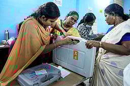 மயிலாடுதுறை மாவட்டத்தில் 82.14 சதவீதம் வாக்குப்பதிவு