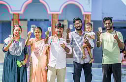 சென்னையில் 1 மணி வரை 54.58% வாக்குப்பதிவு!