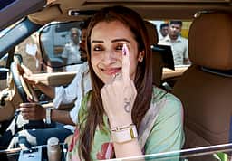 ஜனநாயகக் கடமையாற்றினார் நடிகை த்ரிஷா!