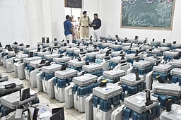 திண்டுக்கல் மாவட்டத்திலுள்ள
தொகுதிகளுக்கு 22 முதல் 26 சுற்றுகளில் முடிவுகள்