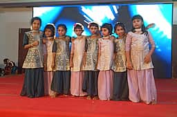 சாத்தான்குளம் பள்ளி ஆண்டு விழா