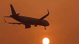 ஈரான் தலைநகரில் நாளை முதல் மீண்டும் சர்வதேச விமானங்கள் இயக்கம்!