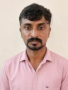 திமுக வேட்பாளா் வீட்டில் 122 பவுன் 
திருடியவா் நீதிமன்றத்தில் சரண்