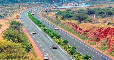 நெடுஞ்சாலைகளல்ல, மரணப் பாதைகள்...