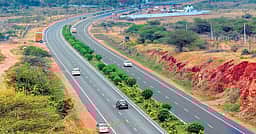 நெடுஞ்சாலைகளல்ல, மரணப் பாதைகள்...