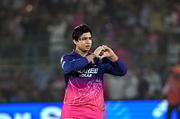 சூர்யவன்ஷி 3-ஆவது அதிவேக சதம்! ஹைதராபாத் அணிக்கு இமாலய இலக்கு!