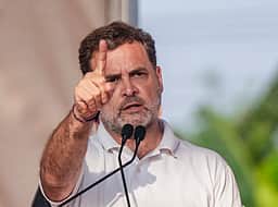 காஜிப்பூா் பாலியல் கொலை தொடா்பாக உயா்நிலைக் குழு விசாரணை: ராகுல் வலியுறுத்தல்