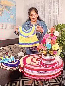 வீட்டிலிருந்தபடியே வருமானம்...