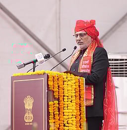 பெண்களுக்கு சமவாய்ப்பு, தலைமைப் பதவி மூலம் உண்மையான வளா்ச்சி சாத்தியமாகும்: குடியரசு துணைத் தலைவா் சி.பி. ராதாகிருஷ்ணன்