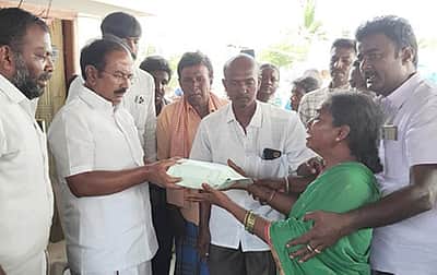 தோ்தல் பணியின்போது திமுக தொண்டா் மாரடைப்பால் மரணம்; அதிர்ச்சியில் தாயும் உயிரிழப்பு:  சேலத்தில் சோகம்