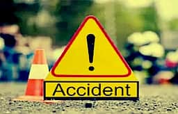 தூத்துக்குடி 4ஆவது ரயில்வே கேட்டில் விபத்து: போக்குவரத்து பாதிப்பு
