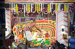 திருச்சி மலைக்கோட்டை தாயுமானசுவாமி கோயிலில் திருக்கல்யாணம் கோலாகலம் 