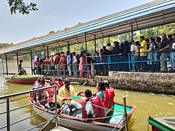 கோடை விடுமுறை: ஏலகிரியில் குவிந்த சுற்றுலாப் பயணிகள்!