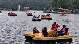 கொடைக்கானல் ஏரியில் மேற்கூரையுடன் பெடல் படகு சவாரி தொடக்கம்
