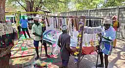 திருவண்ணாமலை கிரிவலப்பாதை ஆக்கிரமிப்புகள் அகற்றம்