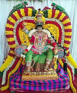 சித்திரைத் திருவிழா மீனாட்சி பட்டாபிஷேகம்