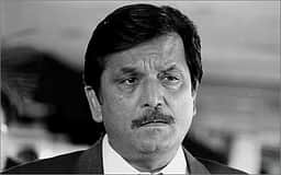 பழம்பெரும் பாலிவுட் நடிகர் பாரத் கபூர் காலமானார்