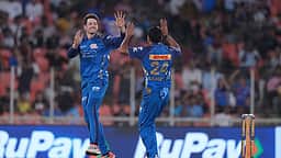 மிட்செல் சாண்ட்னருக்கு மாற்று வீரராக மும்பை இந்தியன்ஸில் இணைந்த கேசவ் மகாராஜ்!