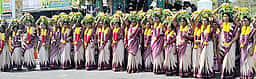 உத்தரமேரூா் வடக்கு மாரியம்மன் கோயில் பால்குட ஊா்வலம்