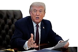 ஹோா்முஸ் நீரிணையைத் திறக்க ஈரானே கோரிக்கை - டிரம்ப் தகவல்