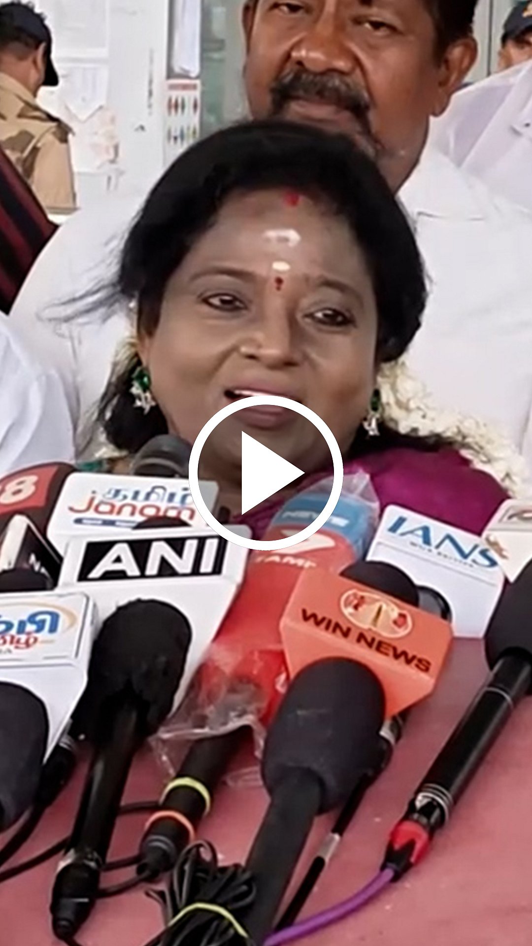 விசிலுக்கென ஒரு சத்தம் இருக்கு அதைத் தாண்டி சத்தம் வராது! - தமிழிசை