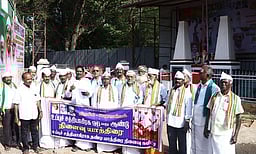 திருச்சியிலிருந்து வேதாரண்யத்துக்கு
உப்பு சத்தியாகிரக நினைவு யாத்திரை தொடக்கம்